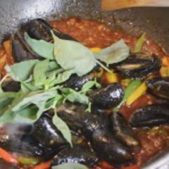 Cách làm chem chép sốt Tom Yum