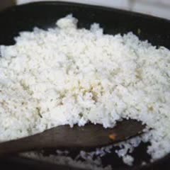 Cách làm cơm chiên bạch tuộc
