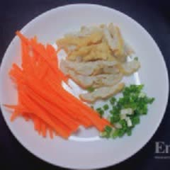 Cách Làm Cơm Chiên Chả Trứng Ngon Đơn Giản Tại Nhà