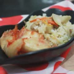 Cách làm cơm chiên kim chi độc đáo