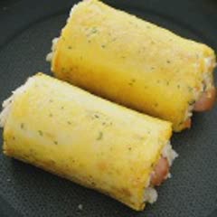 Cách làm cơm cuộn bánh mì chiên giòn