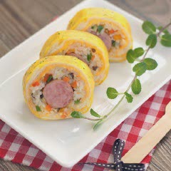 Cách làm cơm cuộn bánh mì chiên giòn