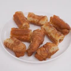 Cách làm cơm cuộn quẩy giòn