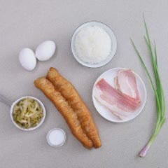 Cách làm cơm cuộn quẩy giòn