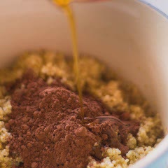 Cách làm Cơm Diêm Mạch Chocolate Bữa Sáng bổ dưỡng