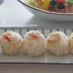 Cách làm cơm nắm cua tuyết