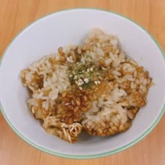 Cách làm cơm nấu mì ramen