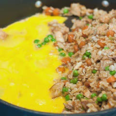 Cách làm Cơm Rang Thập Cẩm Hấp Dẫn đơn giản cho bữa sáng