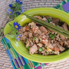 Cách làm Cơm Rang Thập Cẩm Hấp Dẫn đơn giản cho bữa sáng