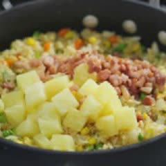 Cách làm Cơm Rang Thơm ngon chuẩn hương vị Thái Lan 
