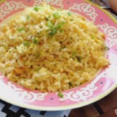 Cách Làm Cơm Rang Trứng Gà Ngon Miệng Đơn Giản