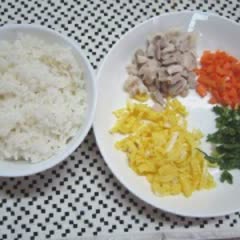 Cách Làm Cơm Trắng Rang Thập Cẩm Cho Bữa Sáng