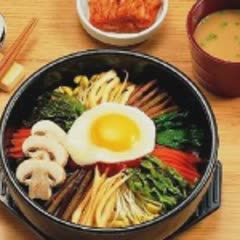 Cách Làm Cơm Trộn Bimbimbap Đơn Giản Ngon Chuẩn Vị