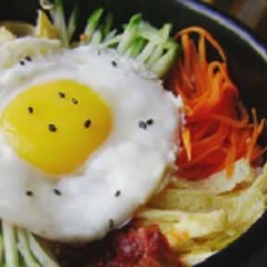 Cách Làm Cơm Trộn Kiểu Hàn Quốc Đơn Giản Tại Nhà