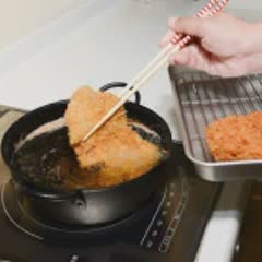 Cách làm cốt lết heo chiên xù - How to make Tonkatsu