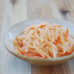 Cách làm Củ cải ngâm chua kiểu Hàn