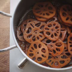 Cách làm củ sen om mặn ngọt