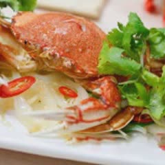 Cách làm Cua Rang Muối thơm hương hành tây cực hấp dẫn