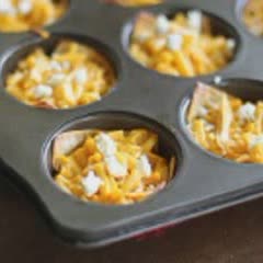 Cách làm Cupcake phô mai bằng vỏ hoành thánh