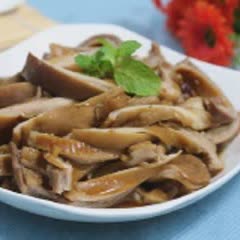 Cách làm dạ dày heo om nước dừa