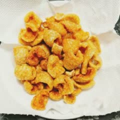 Cách làm da heo chiên giòn xóc muối ớt cay