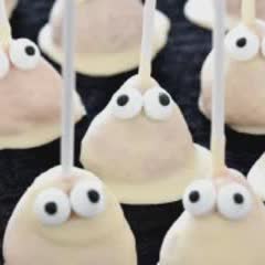 Cách làm Dâu tây nhúng chocolate Halloween