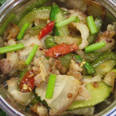 Cách Làm Dưa Mắm Giòn Ngon Cho Bữa Cơm Gia Đình