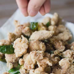 Cách làm gà chiên giòn xóc muối tiêu