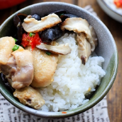 Cách làm gà hấp nấm mộc nhĩ