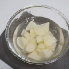 Cách làm gà kho rau củ nước tương