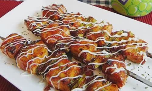 ga-nuong-xien-bbq-zNUFN9SVmjUIBA84D3Bj