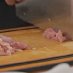 Cách làm gà rang kiểu Thái