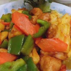 Cách làm gà xào dứa đơn giản