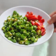 Cách làm gà xào ớt cay