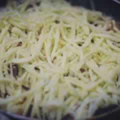 Cách làm Gà Xào Phô Mai Hàn Quốc cay thơm ngon tuyệt