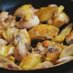 Cách làm Gà Xào Sả Ớt gừng thơm ngon cho bữa cơm gia đình