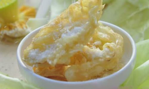 Cách làm Hoa Sen Chiên Trứng độc đáo chiêu đãi cả gia đình