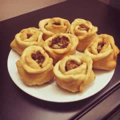 Cách Làm Hoành Thánh Hoa Hồng Chiên Thơm Ngon