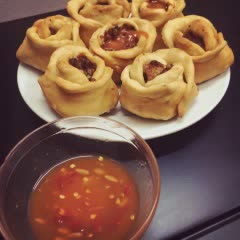 Cách Làm Hoành Thánh Hoa Hồng Chiên Thơm Ngon