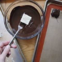 Cách Làm Kẹo Dừa Chocolate Thơm Ngọt Cực Đơn Giản