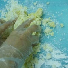 Cách làm khoai tây bọc tôm chiên