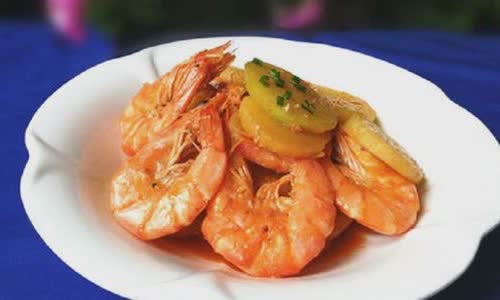 Cách làm khoai tây xào tôm