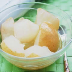 Cách làm Lê Hấp Đường Phèn trị bệnh cảm do chuyển mùa