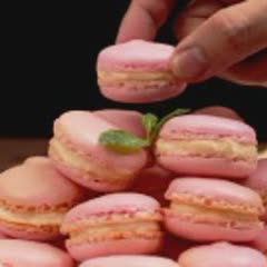 Macaron Phô Mai