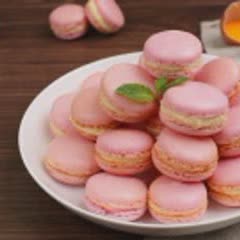 Macaron Phô Mai