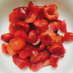 Cách làm mận hậu lắc muối tôm