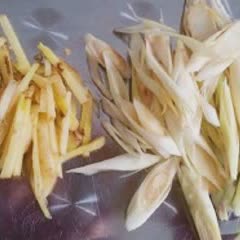 Cách làm mề gà xào gừng sả cay thơm