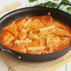 Cách làm mì kim chi bánh gạo