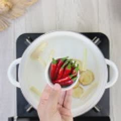 Cách nấu Mì lẩu Thái hải sản chua cay