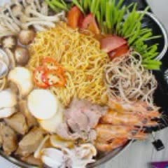 Cách nấu Mì lẩu Thái hải sản chua cay